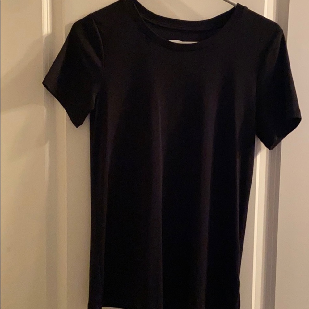 Black tee shirt